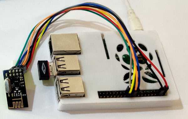 Circuit Hardware for Interfacing nRF24L01 with Raspberry Pi