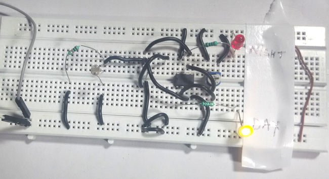 Dark and Light Indicator Circuit using IC LM358