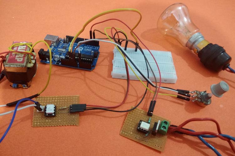 AC Light Dimmer using Arduino and TRIAC