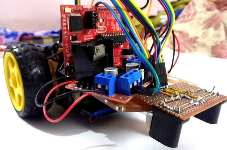 Line Follower Robot Using MSP430 LaunchPad